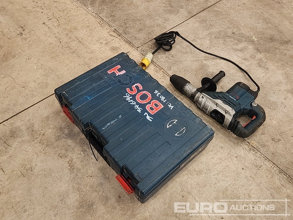 Bosch 110 Volt Breaker - Construction equipment: picture 4 Bosch 110 Volt Breaker - Construction equipment: picture 4