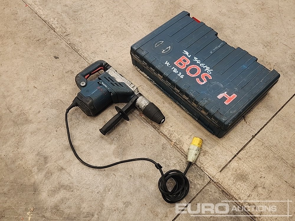 Bosch 110 Volt Breaker - Construction equipment: picture 2 Bosch 110 Volt Breaker - Construction equipment: picture 2