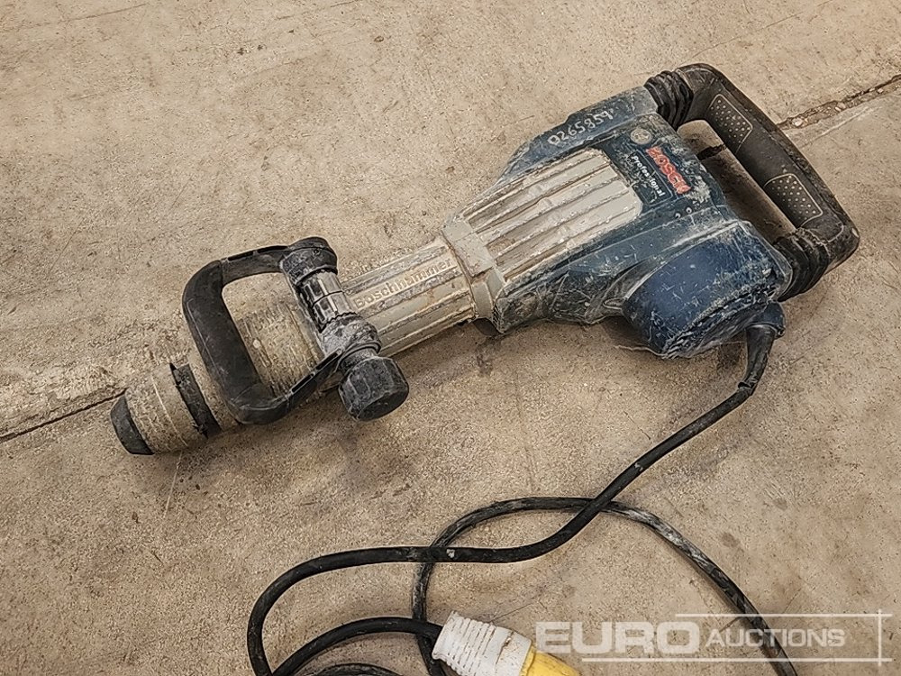 Bosch GSH 110 Volt Breaker - Construction equipment: picture 5 Bosch GSH 110 Volt Breaker - Construction equipment: picture 5