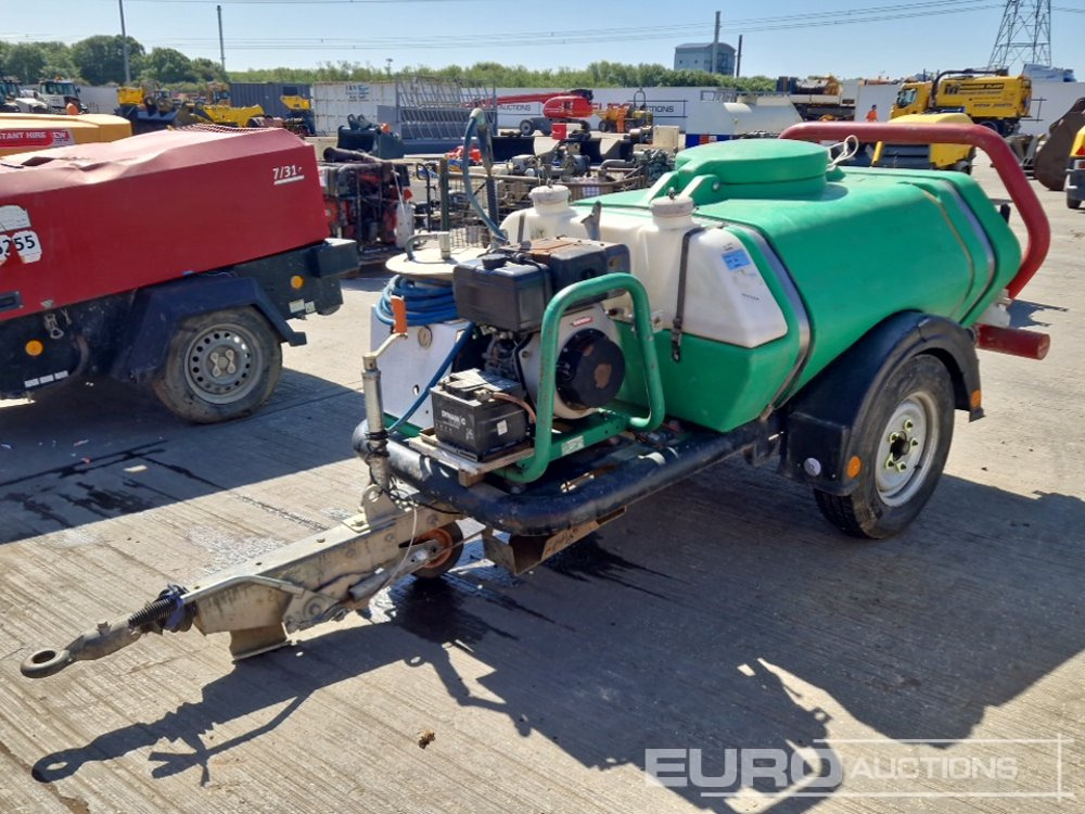 Brendon Bowsers SingleAxle Plastic Water Bowser, Yanmar Pressure Washer - Pressure washer: picture 1 Brendon Bowsers SingleAxle Plastic Water Bowser, Yanmar Pressure Washer - Pressure washer: picture 1