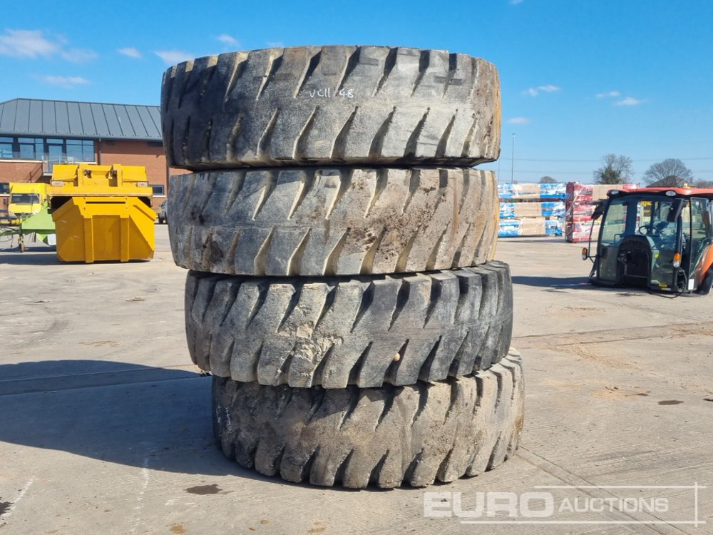 Bridgestone 21.00R35 Tyre & Rim (4 of) - Tire: picture 4 Bridgestone 21.00R35 Tyre & Rim (4 of) - Tire: picture 4
