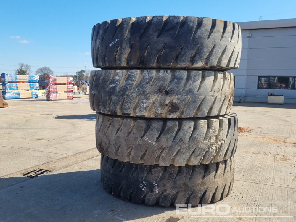 Bridgestone 21.00R35 Tyre & Rim (4 of) - Tire: picture 3 Bridgestone 21.00R35 Tyre & Rim (4 of) - Tire: picture 3