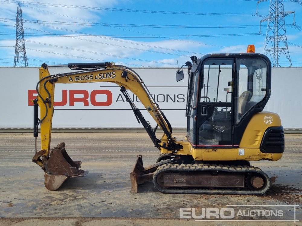 CAT 302.5 - Mini excavator: picture 2 CAT 302.5 - Mini excavator: picture 2