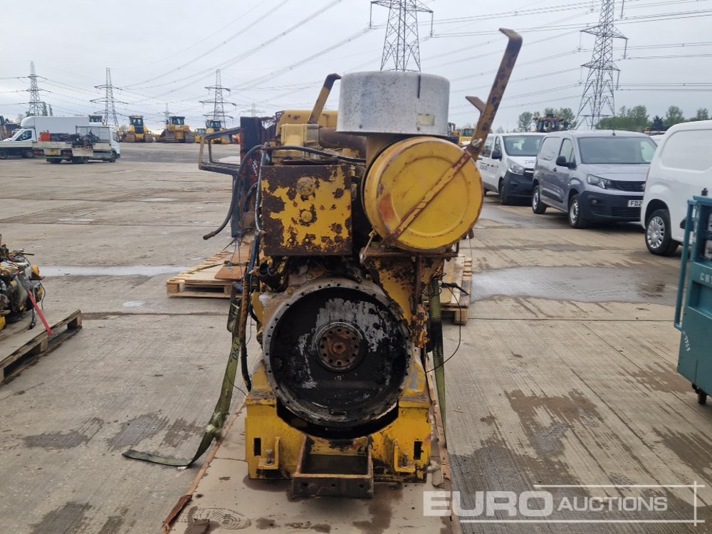 CAT 6 Cylinder Engine - Engine: picture 4 CAT 6 Cylinder Engine - Engine: picture 4