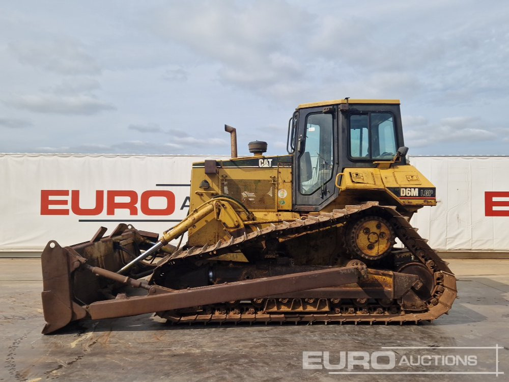 CAT D6M LGP - Bulldozer: picture 2 CAT D6M LGP - Bulldozer: picture 2