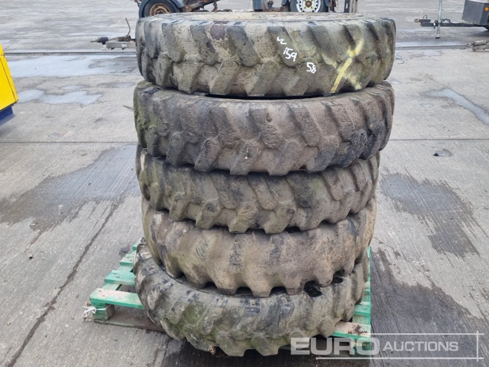 Camso 10.00-20 Tyre (5 of) - Tire: picture 2 Camso 10.00-20 Tyre (5 of) - Tire: picture 2