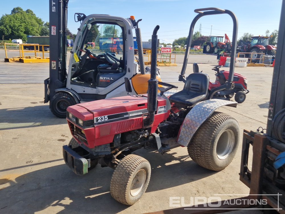 Case 235 - Compact tractor: picture 1 Case 235 - Compact tractor: picture 1