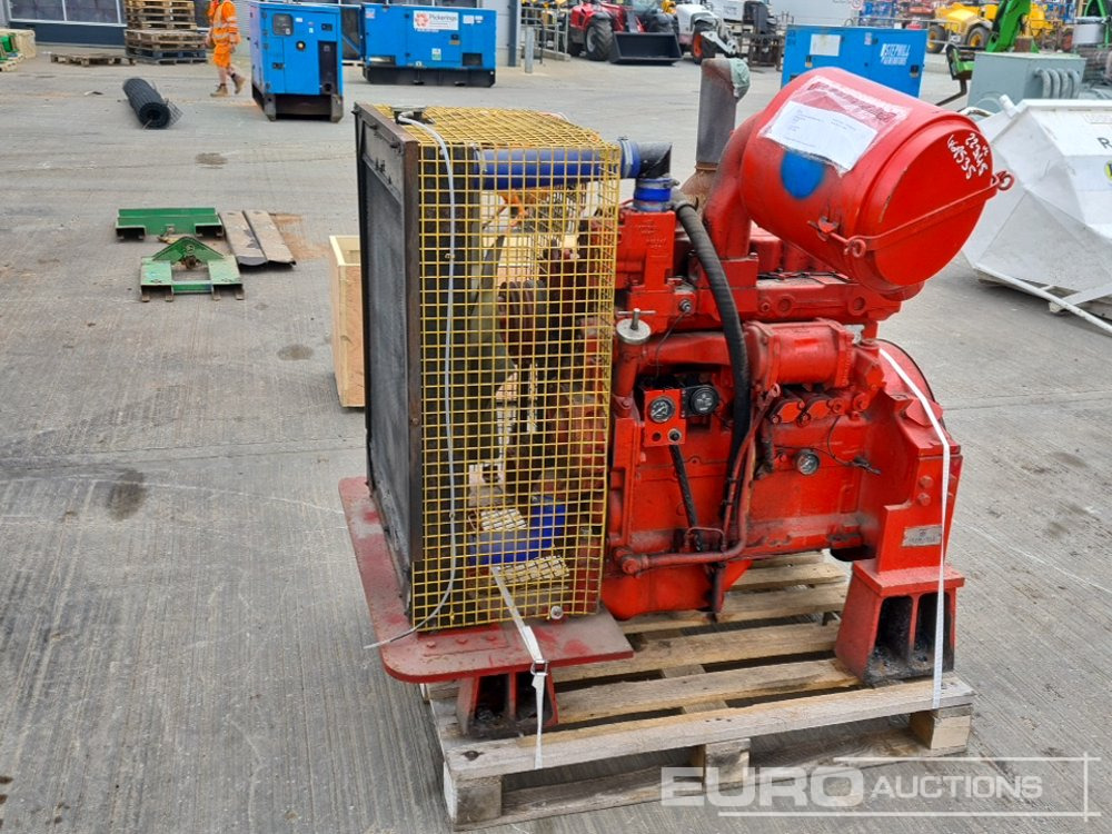 Caterpillar 4 Cylinder Engine - Engine: picture 2 Caterpillar 4 Cylinder Engine - Engine: picture 2