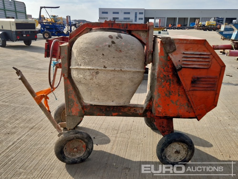Cement Mixer, Diesel Engine - Concrete mixer: picture 2 Cement Mixer, Diesel Engine - Concrete mixer: picture 2