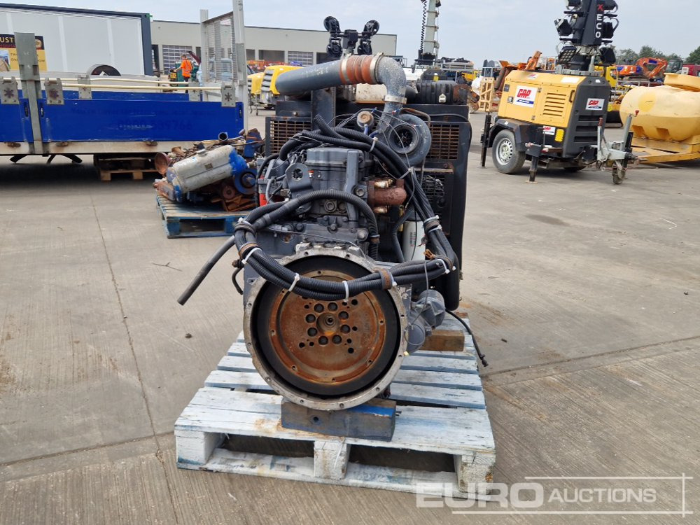 Cummins 6 Cylinder Engine - Engine: picture 4 Cummins 6 Cylinder Engine - Engine: picture 4