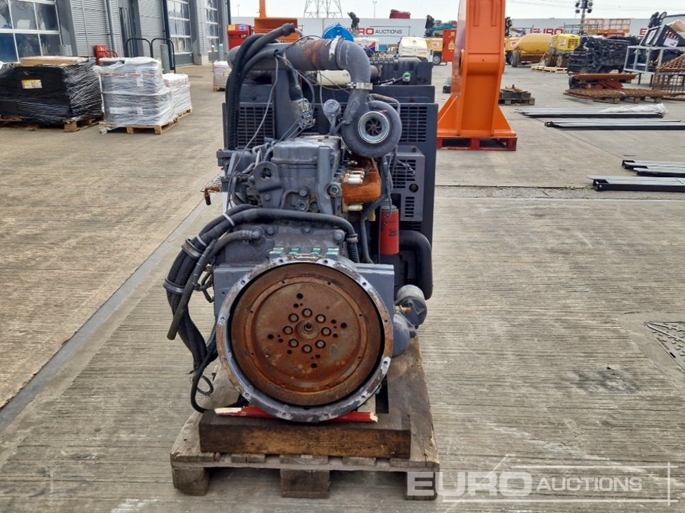 Cummins 6 Cylinder Engine - Engine: picture 4 Cummins 6 Cylinder Engine - Engine: picture 4