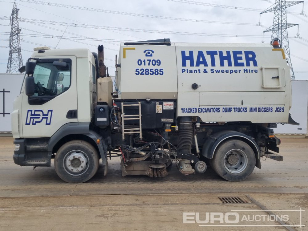 DAF LF220 - Road sweeper: picture 2 DAF LF220 - Road sweeper: picture 2