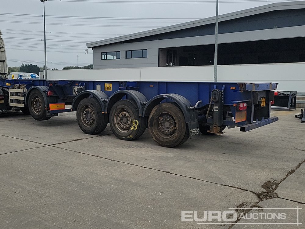 Dennison Trailers 4 Axle 40' Skeleton Trailer, Front Lift Axle, Twist Locks - Dropside/ Flatbed semi-trailer: picture 3 Dennison Trailers 4 Axle 40' Skeleton Trailer, Front Lift Axle, Twist Locks - Dropside/ Flatbed semi-trailer: picture 3