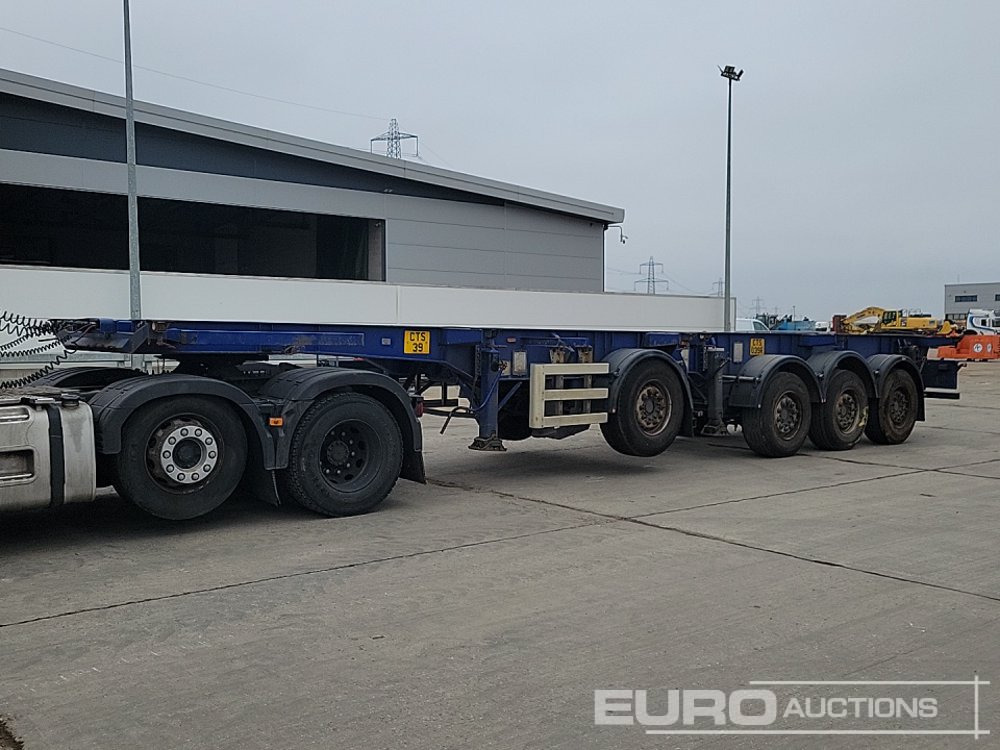Dennison Trailers 4 Axle 40' Skeleton Trailer, Front Lift Axle, Twist Locks - Dropside/ Flatbed semi-trailer: picture 1 Dennison Trailers 4 Axle 40' Skeleton Trailer, Front Lift Axle, Twist Locks - Dropside/ Flatbed semi-trailer: picture 1