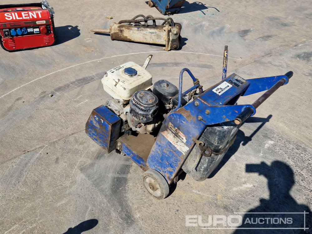 Diamant Boart Petrol Road Saw, Honda Engine - Asphalt machine: picture 3 Diamant Boart Petrol Road Saw, Honda Engine - Asphalt machine: picture 3