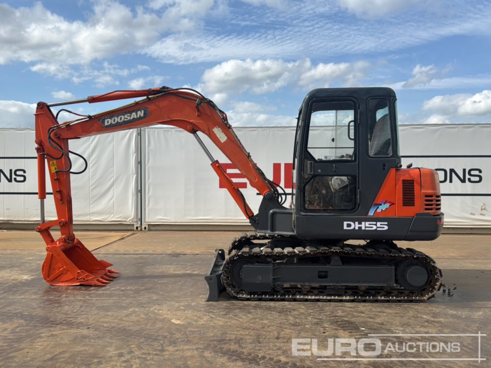 Doosan DH55-7 - Mini excavator: picture 2 Doosan DH55-7 - Mini excavator: picture 2