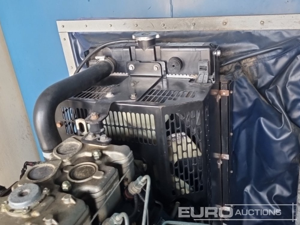 Generator set FG Wilson 20kVA Containerised Generator, Perkins Engine: picture 15