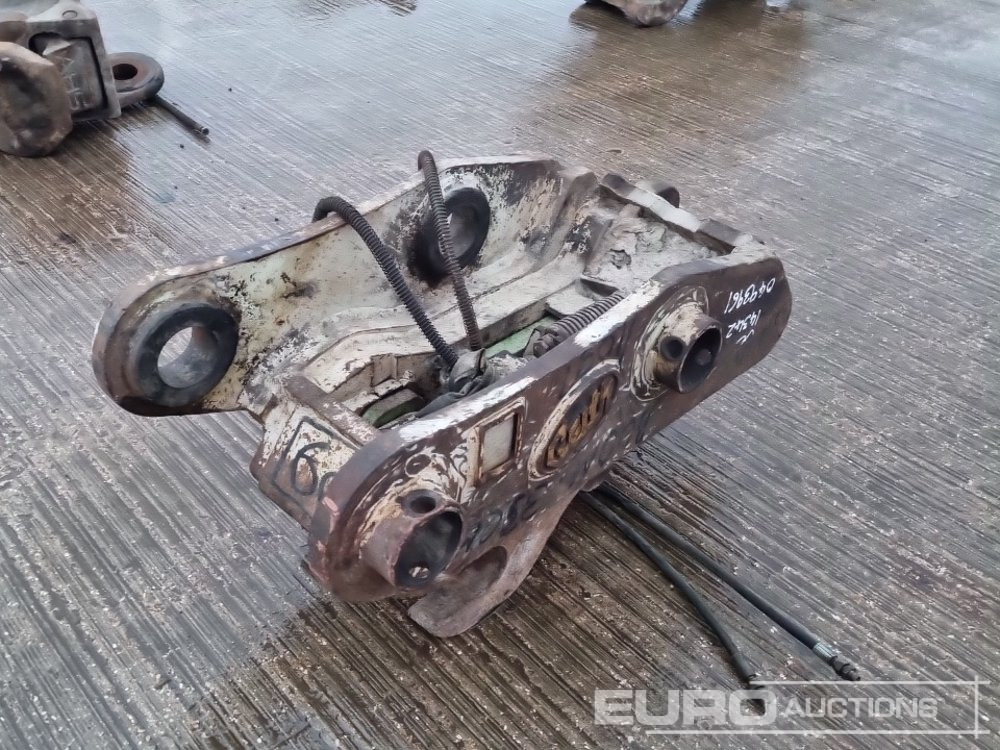 Geith Hydraulic Double Lock Quick Hitch 80mm Pin to suit 20 Ton Excavator - Quick coupler: picture 1 Geith Hydraulic Double Lock Quick Hitch 80mm Pin to suit 20 Ton Excavator - Quick coupler: picture 1