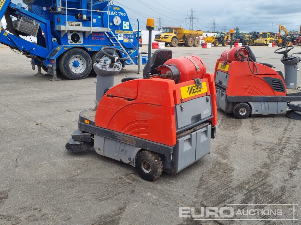Hako Gas Ride on Floor Cleaner (Non Runner) - Industrial sweeper: picture 3 Hako Gas Ride on Floor Cleaner (Non Runner) - Industrial sweeper: picture 3
