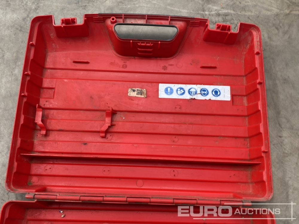 Hilti DX460 Nail Gun (Body & Case Only) - Construction equipment: picture 4 Hilti DX460 Nail Gun (Body & Case Only) - Construction equipment: picture 4