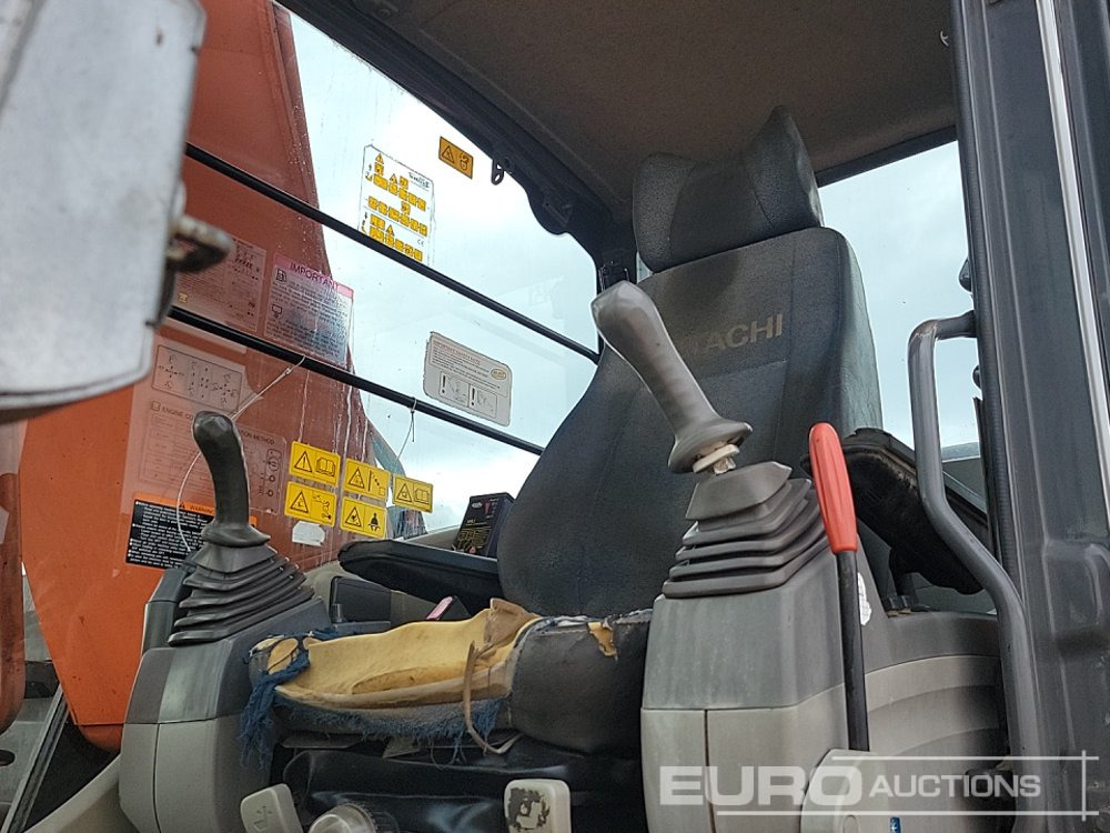 Crawler excavator Hitachi ZX250LC-3: picture 43