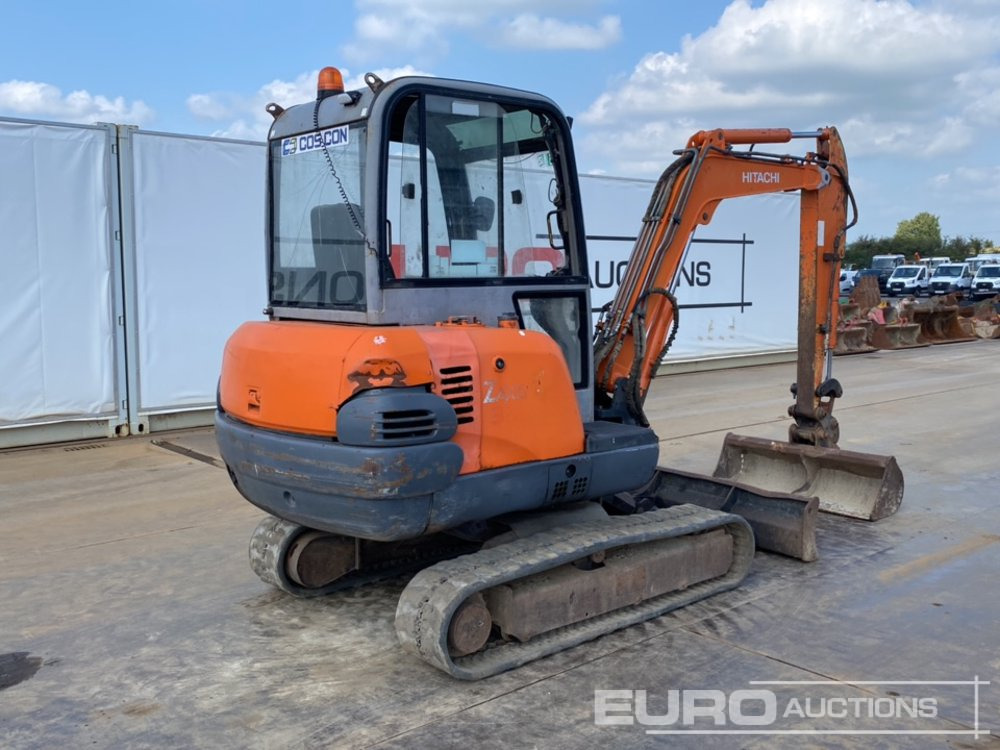 Hitachi ZX30 - Mini excavator: picture 5 Hitachi ZX30 - Mini excavator: picture 5