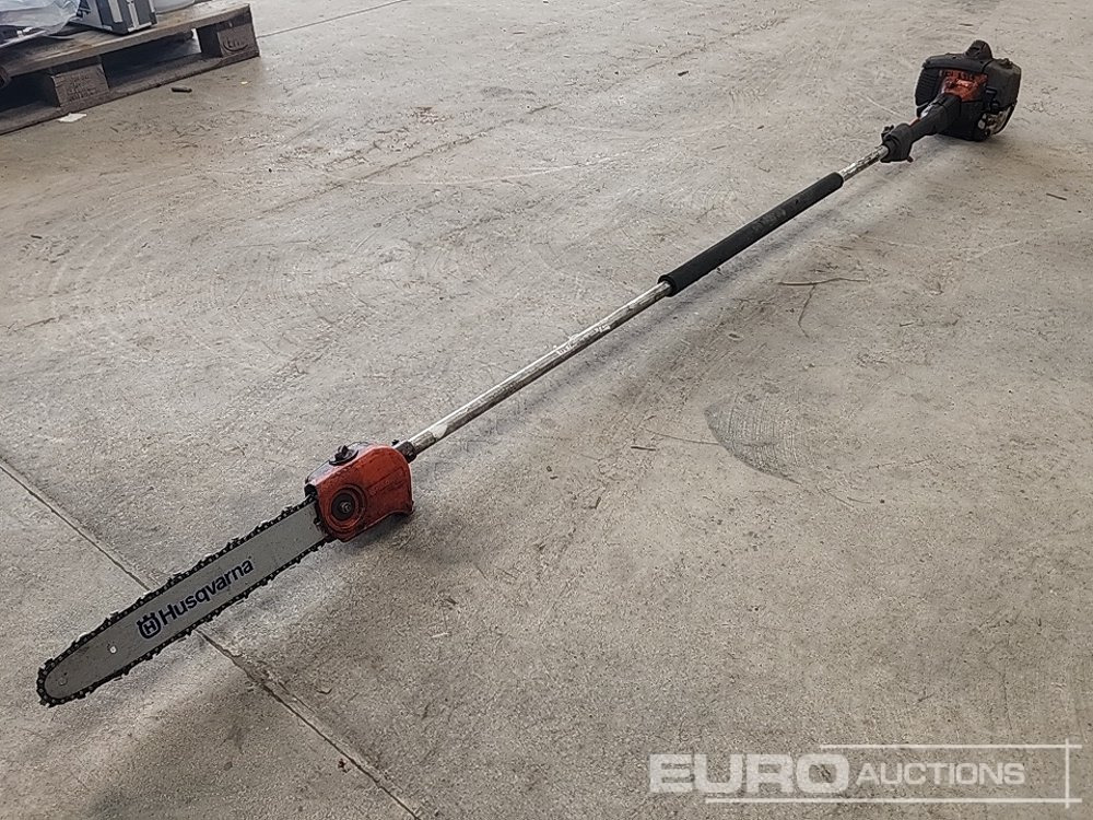 Husqvarna Petrol Pole Chainsaw - Workshop equipment: picture 2 Husqvarna Petrol Pole Chainsaw - Workshop equipment: picture 2