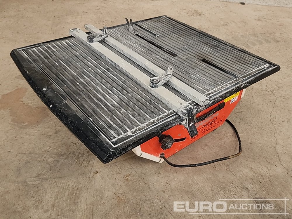 Husqvarna TS230F 110 Volt Tile Saw - Construction equipment: picture 4 Husqvarna TS230F 110 Volt Tile Saw - Construction equipment: picture 4