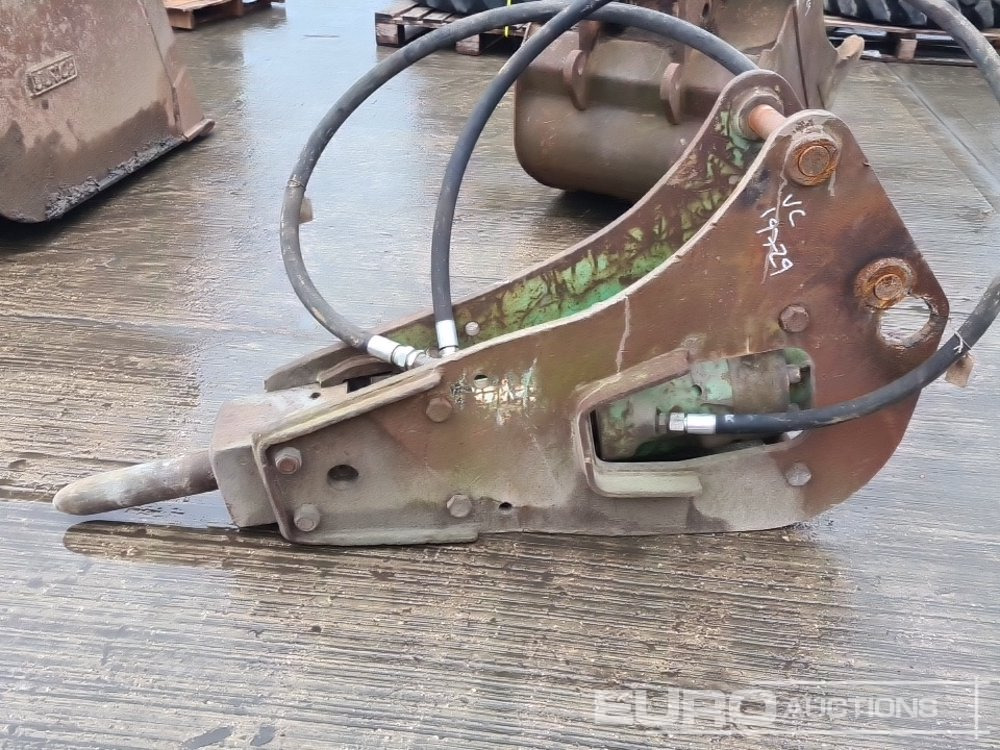 Hydraulic Breaker 45mm Pin to suit 4-6 Ton Excavator - Hydraulic hammer: picture 2 Hydraulic Breaker 45mm Pin to suit 4-6 Ton Excavator - Hydraulic hammer: picture 2