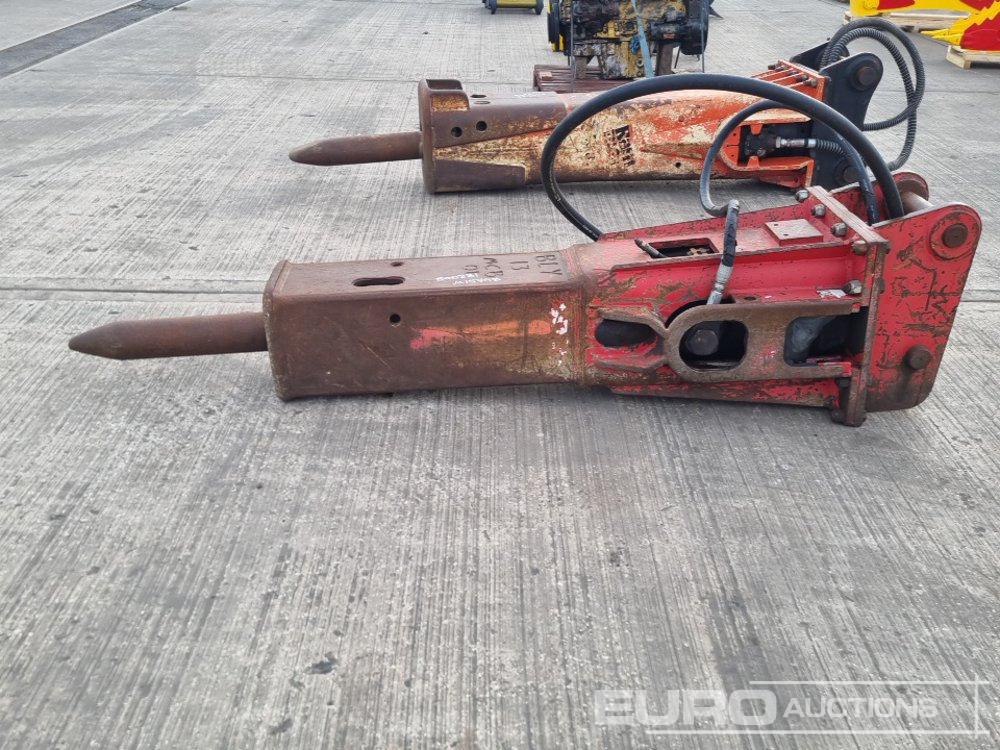 Hydraulic Breaker 65mm Pin to suit 13 Ton Excavator - Hydraulic hammer: picture 2 Hydraulic Breaker 65mm Pin to suit 13 Ton Excavator - Hydraulic hammer: picture 2