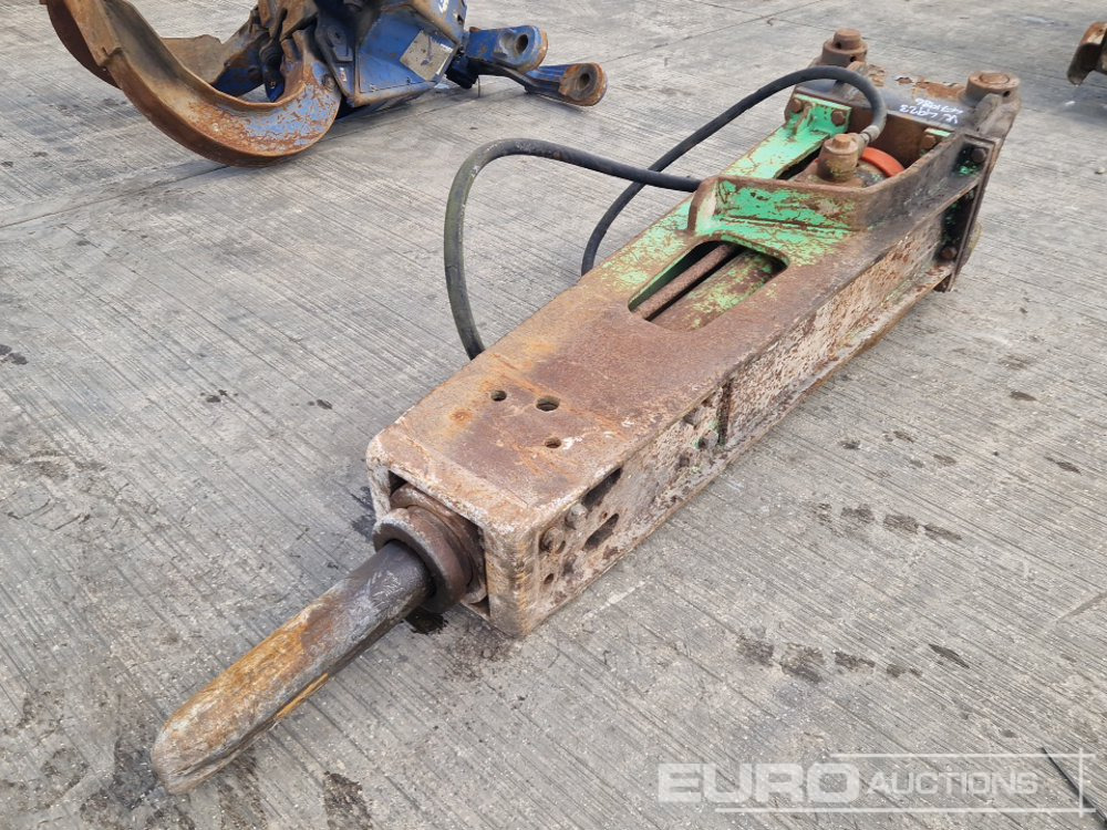 Hydraulic Breaker 65mm Pn to suit 13 Ton Excavator - Hydraulic hammer: picture 1 Hydraulic Breaker 65mm Pn to suit 13 Ton Excavator - Hydraulic hammer: picture 1