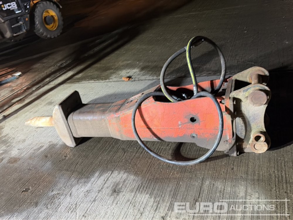 Hydraulic Breaker 80mm Pin to suit 20 Ton Excavator - Hydraulic hammer: picture 2 Hydraulic Breaker 80mm Pin to suit 20 Ton Excavator - Hydraulic hammer: picture 2