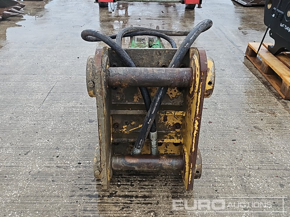 Hydraulic Breaker 90mm Pin to suit 30 Ton Excavator - Hydraulic hammer: picture 4 Hydraulic Breaker 90mm Pin to suit 30 Ton Excavator - Hydraulic hammer: picture 4