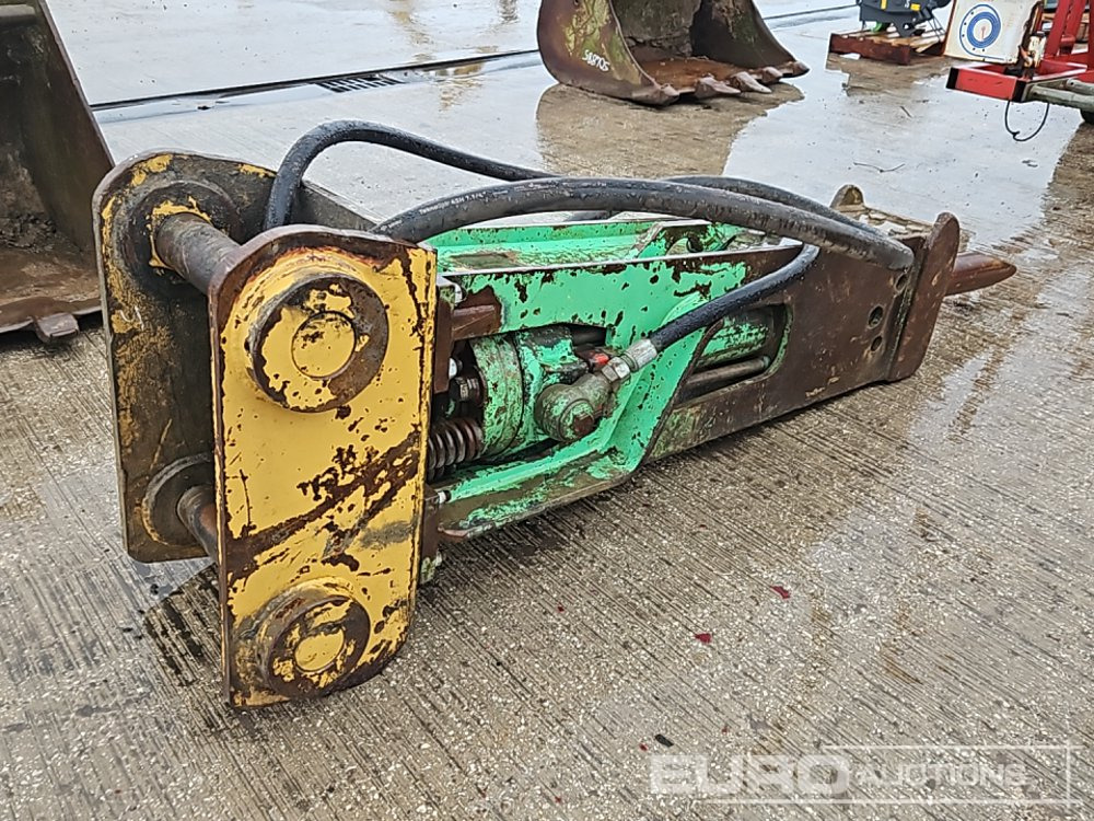Hydraulic Breaker 90mm Pin to suit 30 Ton Excavator - Hydraulic hammer: picture 5 Hydraulic Breaker 90mm Pin to suit 30 Ton Excavator - Hydraulic hammer: picture 5