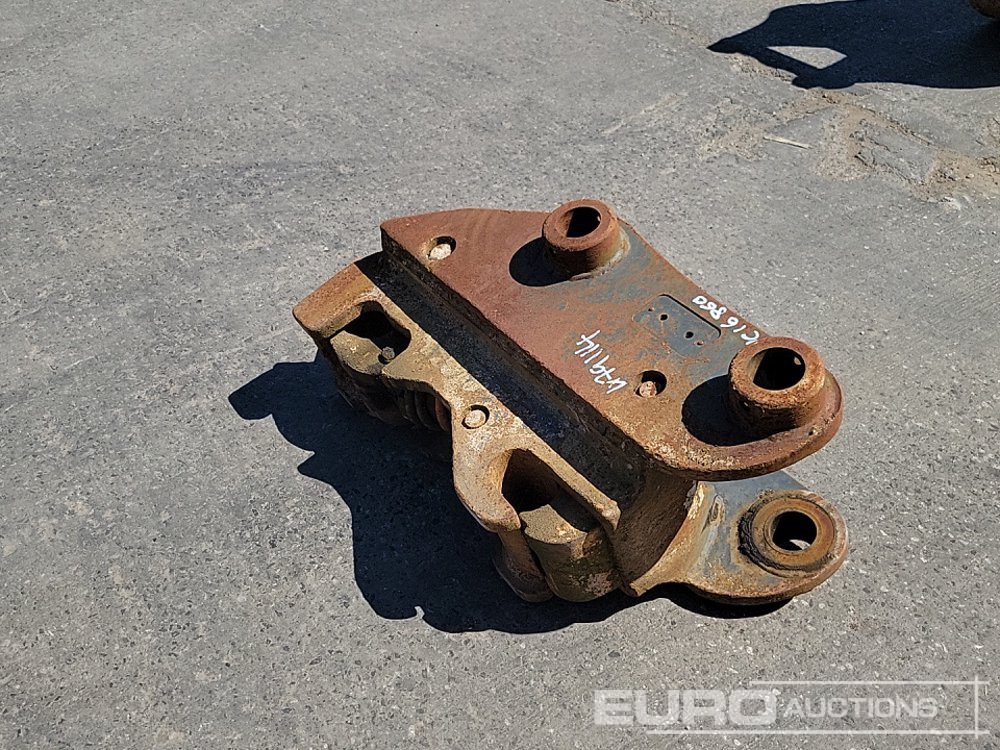 Hydraulic Double Lock QH 65mm Pin to suit 13 Ton Excavator - Quick coupler: picture 3 Hydraulic Double Lock QH 65mm Pin to suit 13 Ton Excavator - Quick coupler: picture 3