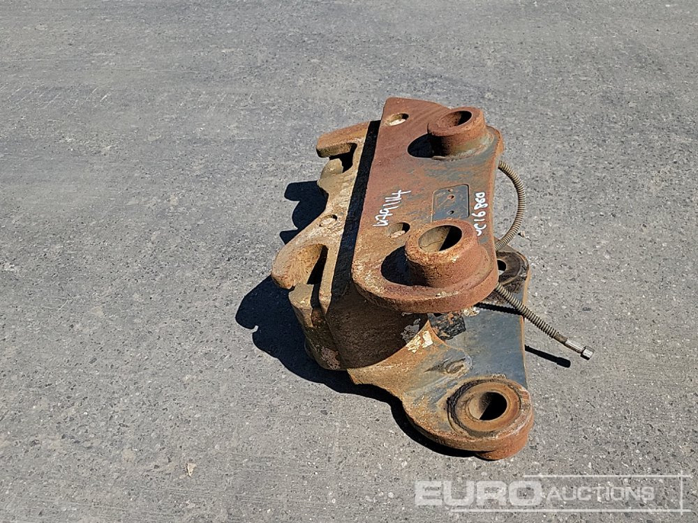 Hydraulic Double Lock QH 65mm Pin to suit 13 Ton Excavator - Quick coupler: picture 4 Hydraulic Double Lock QH 65mm Pin to suit 13 Ton Excavator - Quick coupler: picture 4