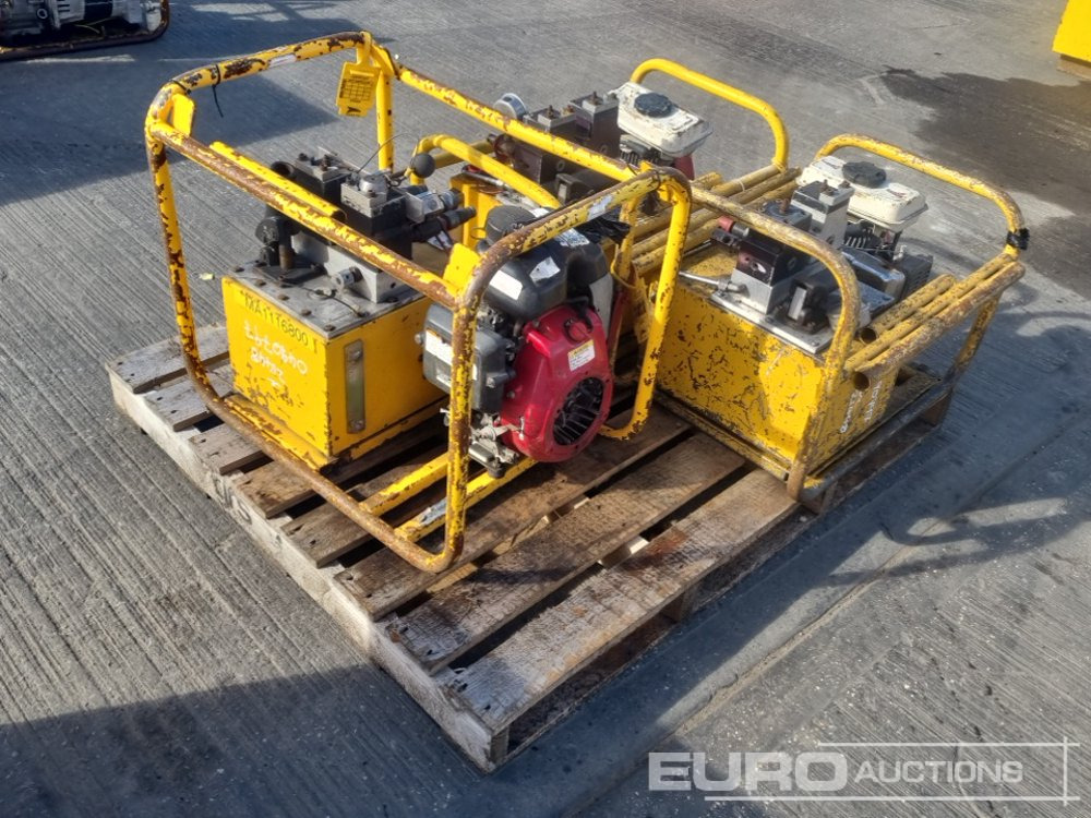 Hydraulic Pump, Honda Engine (3 of) - Construction equipment: picture 3 Hydraulic Pump, Honda Engine (3 of) - Construction equipment: picture 3