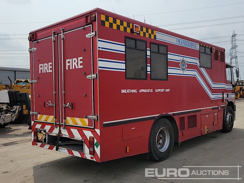 Iveco Ford Super Cargo 170E23, 4x2 Fire Unit, On Board CompressoR, (For Export or Breaking Use Only, Cannot Be Used within UK) (Reg Docs Are NOT Available) - Road sweeper: picture 5 Iveco Ford Super Cargo 170E23, 4x2 Fire Unit, On Board CompressoR, (For Export or Breaking Use Only, Cannot Be Used within UK) (Reg Docs Are NOT Available) - Road sweeper: picture 5