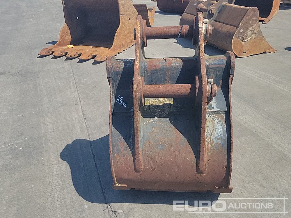JCB 36" Digging Bucket 80mm Pin to suit 20 Ton Excavator - Bucket: picture 4 JCB 36" Digging Bucket 80mm Pin to suit 20 Ton Excavator - Bucket: picture 4