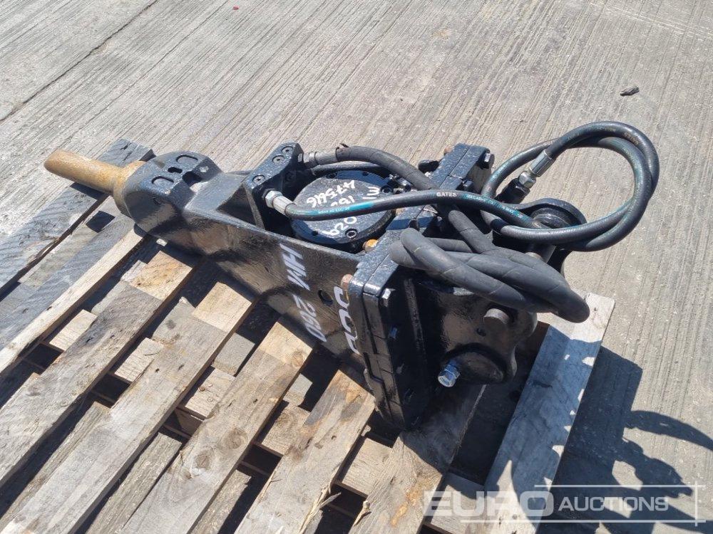 JCB HM260 - Hydraulic hammer: picture 3 JCB HM260 - Hydraulic hammer: picture 3