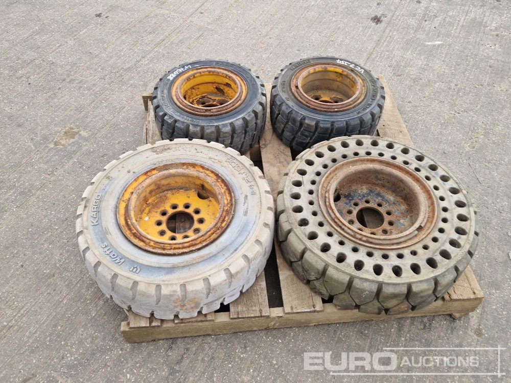 JCB Selection of Tyres to suit Teletruck - Tire: picture 4 JCB Selection of Tyres to suit Teletruck - Tire: picture 4