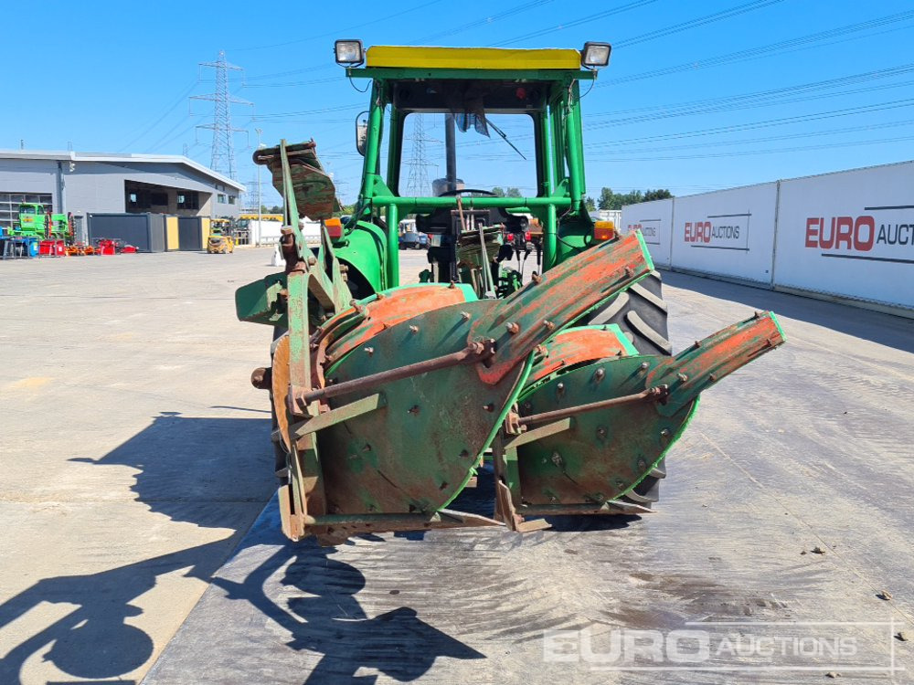 John Deere 3130 - Farm tractor: picture 4 John Deere 3130 - Farm tractor: picture 4