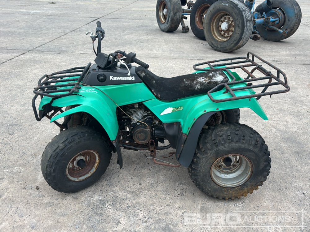 Kawasaki 220 - Side-by-side/ ATV: picture 2 Kawasaki 220 - Side-by-side/ ATV: picture 2