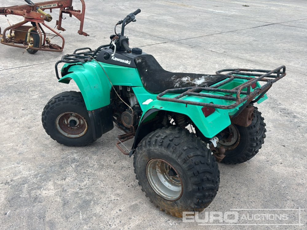 Kawasaki 220 - Side-by-side/ ATV: picture 3 Kawasaki 220 - Side-by-side/ ATV: picture 3