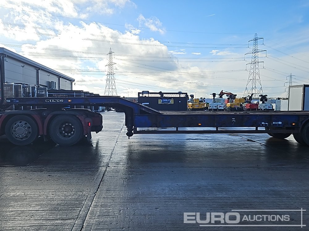 King 4 Axle Step Frame Low Loader Trailer, Neck Ramps, Out Riggers, Rear Steering, Hydraulic Fliptoe Ramps - Low loader semi-trailer: picture 2 King 4 Axle Step Frame Low Loader Trailer, Neck Ramps, Out Riggers, Rear Steering, Hydraulic Fliptoe Ramps - Low loader semi-trailer: picture 2