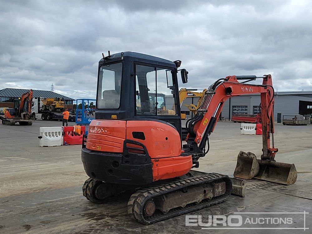 Kubota Rubber Tracks, Blade, Offset, Piped - Mini excavator: picture 5 Kubota Rubber Tracks, Blade, Offset, Piped - Mini excavator: picture 5