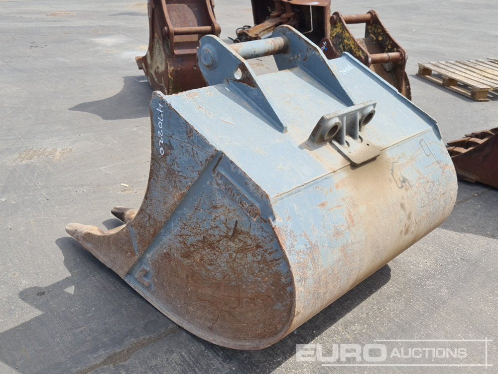 Lehnhoff 46" Digging Bucket to suit Dedicated QH - Bucket: picture 3 Lehnhoff 46" Digging Bucket to suit Dedicated QH - Bucket: picture 3