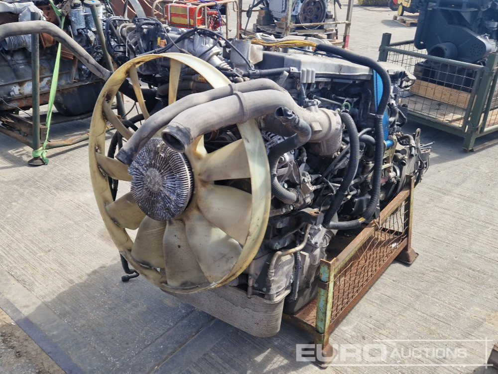 MAN 6 Cylinder Engine, Gearbox - Engine: picture 3 MAN 6 Cylinder Engine, Gearbox - Engine: picture 3