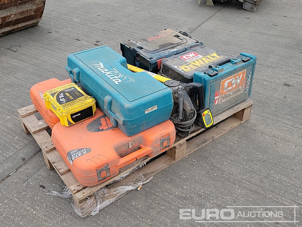Makita 110 Volt Angle Grinder, 110Volt Drill (Spares), 110Volt Hammer Drill (Spares), Bosh Battery Circular Saw, Battery (3 of), Charger, DeWalt 110Volt Wood Planer, Spitfire P370 Nail Gun (2 of), Ezi - Construction equipment: picture 1 Makita 110 Volt Angle Grinder, 110Volt Drill (Spares), 110Volt Hammer Drill (Spares), Bosh Battery Circular Saw, Battery (3 of), Charger, DeWalt 110Volt Wood Planer, Spitfire P370 Nail Gun (2 of), Ezi - Construction equipment: picture 1
