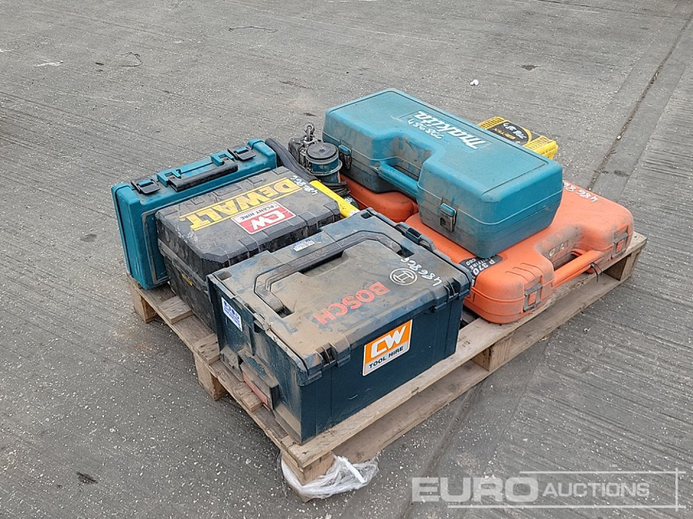 Makita 110 Volt Angle Grinder, 110Volt Drill (Spares), 110Volt Hammer Drill (Spares), Bosh Battery Circular Saw, Battery (3 of), Charger, DeWalt 110Volt Wood Planer, Spitfire P370 Nail Gun (2 of), Ezi - Construction equipment: picture 5 Makita 110 Volt Angle Grinder, 110Volt Drill (Spares), 110Volt Hammer Drill (Spares), Bosh Battery Circular Saw, Battery (3 of), Charger, DeWalt 110Volt Wood Planer, Spitfire P370 Nail Gun (2 of), Ezi - Construction equipment: picture 5